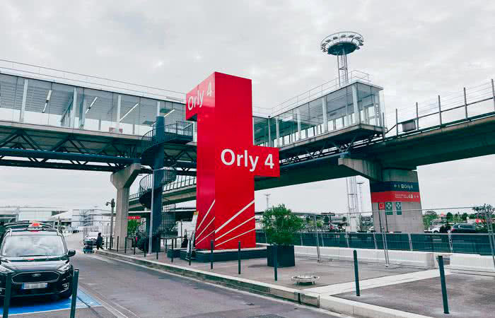 terminal 4 orly 700x450