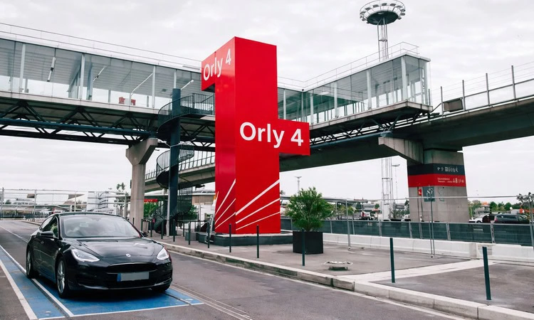 terminal 4 orly 700x450 1